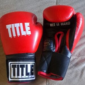 TITLE Boxing Red Gloves